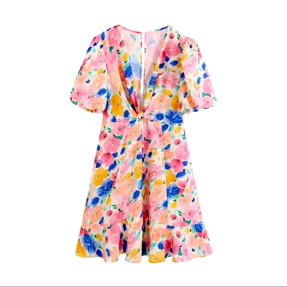 NWT • Splash of Floral Dress